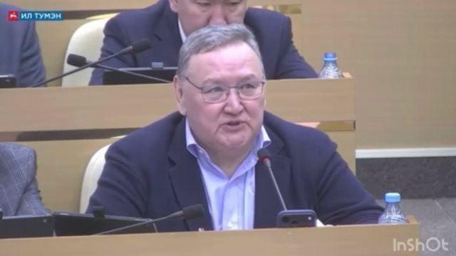 Депутат Федоров потребовал от главы Счетной палаты Якутии убирать грифы «ДСП» со своих проверок, но получил отказ