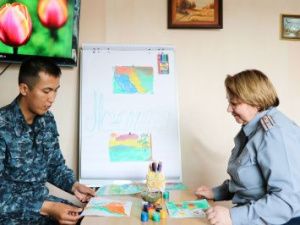 В лечебно-исправительном учреждении № 5 психологами успешно применяется метод монотипии