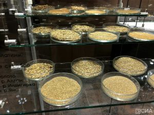 Выдающимся ювелирам и художникам вручили нагрудные знаки «Бриллиант Якутии»