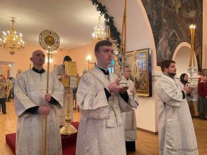 Архиерейские богослужения Рождественского сочельника в Преображенском соборе