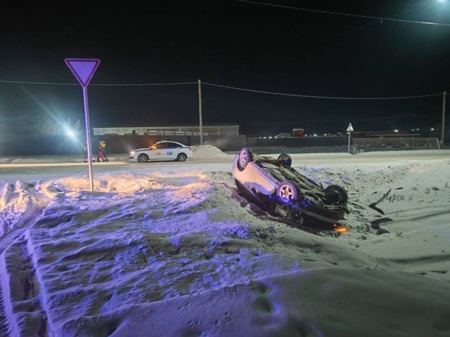 Пьяная автоледи без прав устроила ДТП