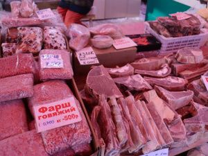 «Свежий забой»: обзор цен на мясо и рыбу в Якутске