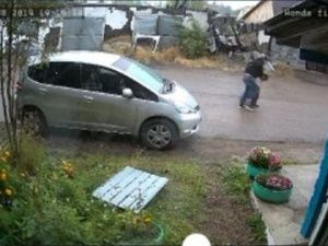 В Якутии задержание полицейского сотрудниками УФСБ попало на видео