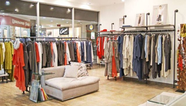 Мужчина пытался украсть женские вещи из торгового центра в Якутске