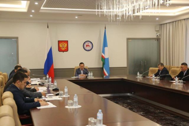 Глава Якутии провел первое совещание республиканской комиссии «Вместе к Победе!»