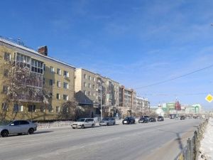 Дорожные камеры стали фиксировать водителей с телефонами за рулем в Якутске