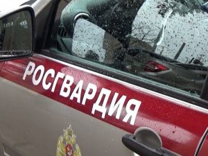 Росгвардейцы задержали мужчину за избиение посетителя развлекательного заведения Якутска