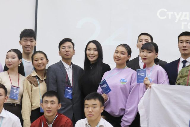 Свыше 190 якутских студентов стали участниками регионального этапа премии «Студент года»