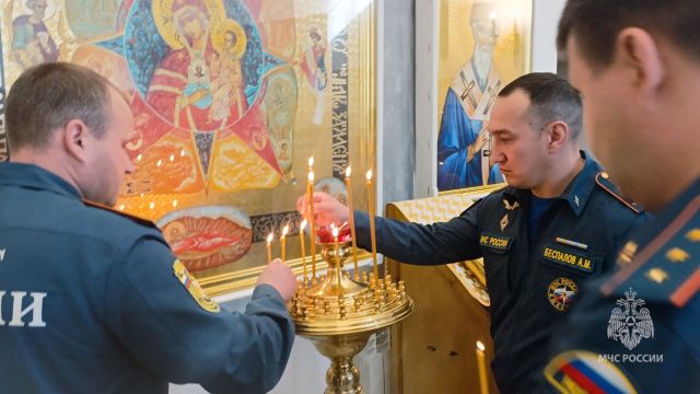 Неопалимая Купина: прошел молебен для МЧС