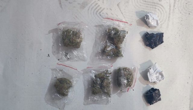 В Якутске задержали 17-летнего закладчика с крупной партией наркотиков