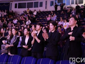 «Народ саха сохранил свою уникальную культуру»: казахские зрители высоко оценили спектакль-олонхо