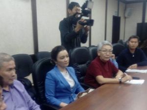 В суде назначены слушания по иску Айны Неустроевой к журналисту