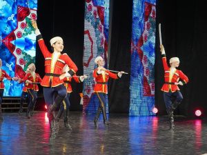 Ансамбль «Тетрис» представил шоу-концерт «ЯРКО» 