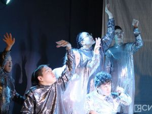 В Якутске прошла премьера спектакля «Дневники Джидду Кришнамурти»