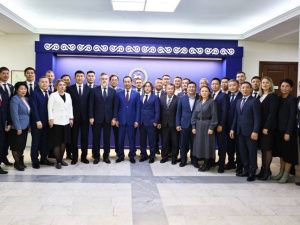 Новая структура и обновленный состав правительства Якутии