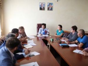 Глава Якутска встретилась с жителями СОНТ «Сатал»