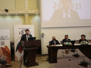 В День науки ученым вручили награды за вклад в социально-экономическое развитие Якутска