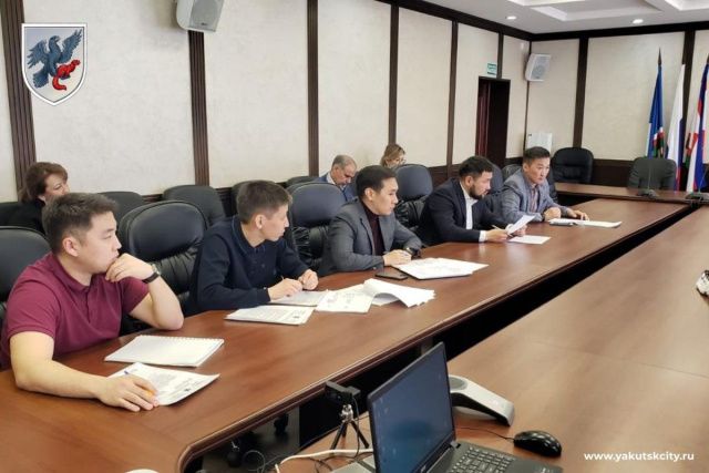 Евгений Григорьев провел личный прием жителей проблемных домов