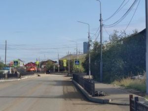 Капремонт дорог в Якутске: по улице Чайковского установлены опоры освещения