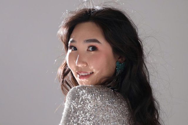 В чем встречать Новый 2024 год Дракона: цвета, тренды, аксессуары