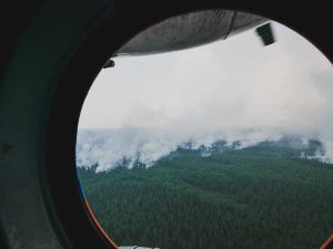 Айсен Николаев лично проконтролировал ситуацию с природными пожарами в Верхоянском районе