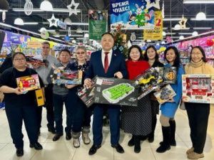 Якутская городская Дума приняла участие в благотворительной акции «Елка добра»