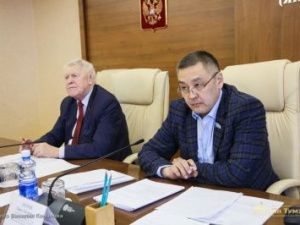 Не долетели: Депутат Ил Тумэна возмущен поведением руководителей аэропорта "Якутск" и авиакомпании "Якутия"