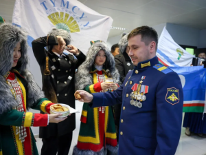 В Якутии встретили Героя России Виктора Софронова