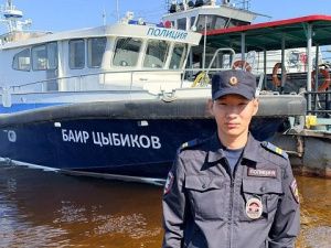 Продолжая династию героически погибшего речного полицейского Баира Цыбикова