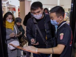 В Якутии возобновят масочный режим из-за роста ковида?