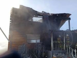 Возбуждено уголовное дело по факту гибели 12-летней девочки на пожаре