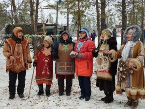 В Якутске отметили Сиңилгэн