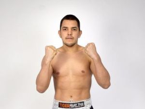 Якутский боец готовится к титульному бою в болгарской профессиональной лиге «SENSHI»