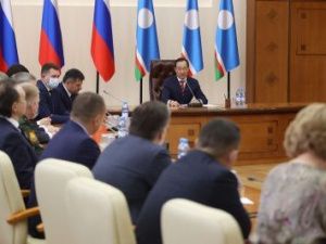 Молния: На первоочередные меры поддержки экономики и населения Якутии в условиях санкций направят свыше 14 млрд рублей