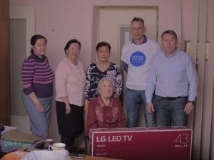 В Тулагино-Кильдямском наслеге проведена акция «Ремонт в доме ветерана»