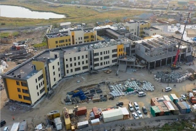 В Якутии планируют завершить строительство 12 школ