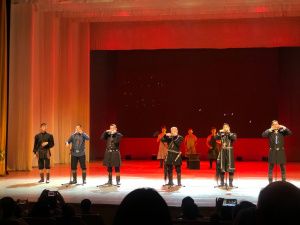 В Якутии вручили стипендию победителю конкурса молодых хомусистов имени Луки Турнина