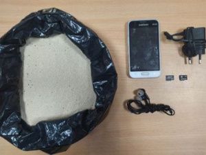 Осужденным пытались доставить «запрещенку»