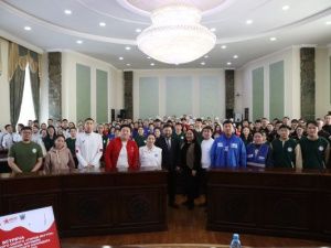 Евгений Григорьев встретился со студентами Якутского медицинского колледжа