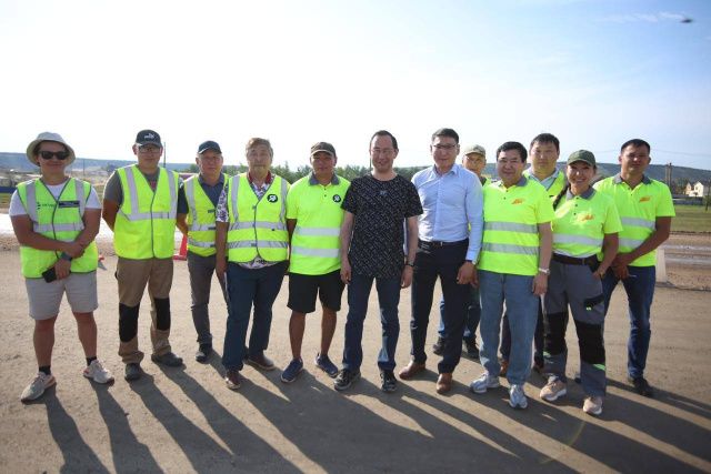 Айсен Николаев: Участок автодороги «Умнас» введут раньше графика