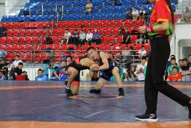 В селе Борогонцы проведут первенство Якутии по вольной борьбе памяти Николая Тарского