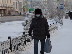 В Якутии отменяется режим самоизоляции для пожилых после вакцинации, разрешена работа детских центров и открытых катков