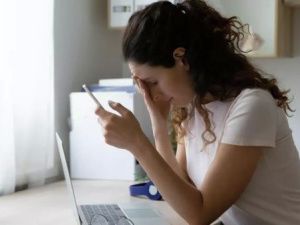 Мошенники убедили безработную женщину влезть в долги и «инвестировать» более трех миллионов рублей