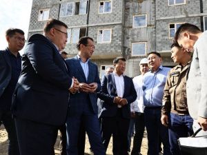 Два многоквартирных дома в селе Борогонцы Усть-Алданского района Якутии сдадут до конца осени