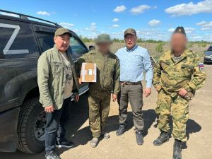 Глава Хангаласского района Якутии встретился с бойцами в зоне СВО