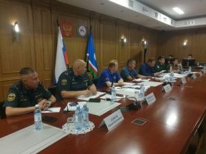 Сложная ситуация с лесными пожарами в трех районах Якутии — Оперштаб КЧС