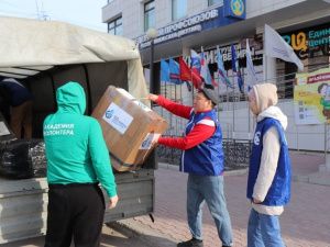 Якутия направила первую партию гумпомощи пострадавшим от паводка в Оренбургской области