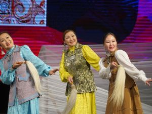 Ценителей красоты, стиля и грации собрал ДДН им. А.Е. Кулаковского на знаковом проекте этой зимы – бренд-подиуме «САХА СТИЛЬ»