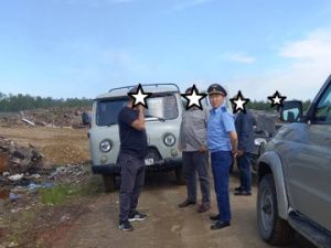 За возгорание на свалке Покровска руководителя организации, отвечающей за содержание полигона, оштрафовали на 30 тысяч рублей