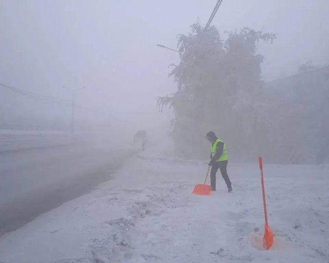 Погода не спешит радовать: Морозы в столице продолжаются